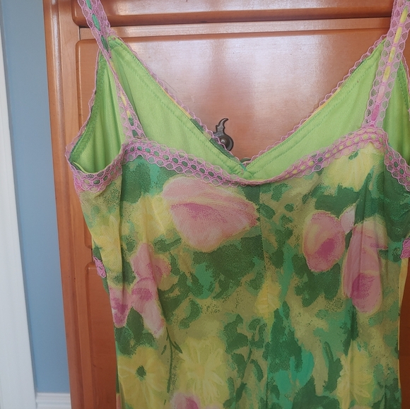 Betsy Johnson dress - Picture 4 of 10